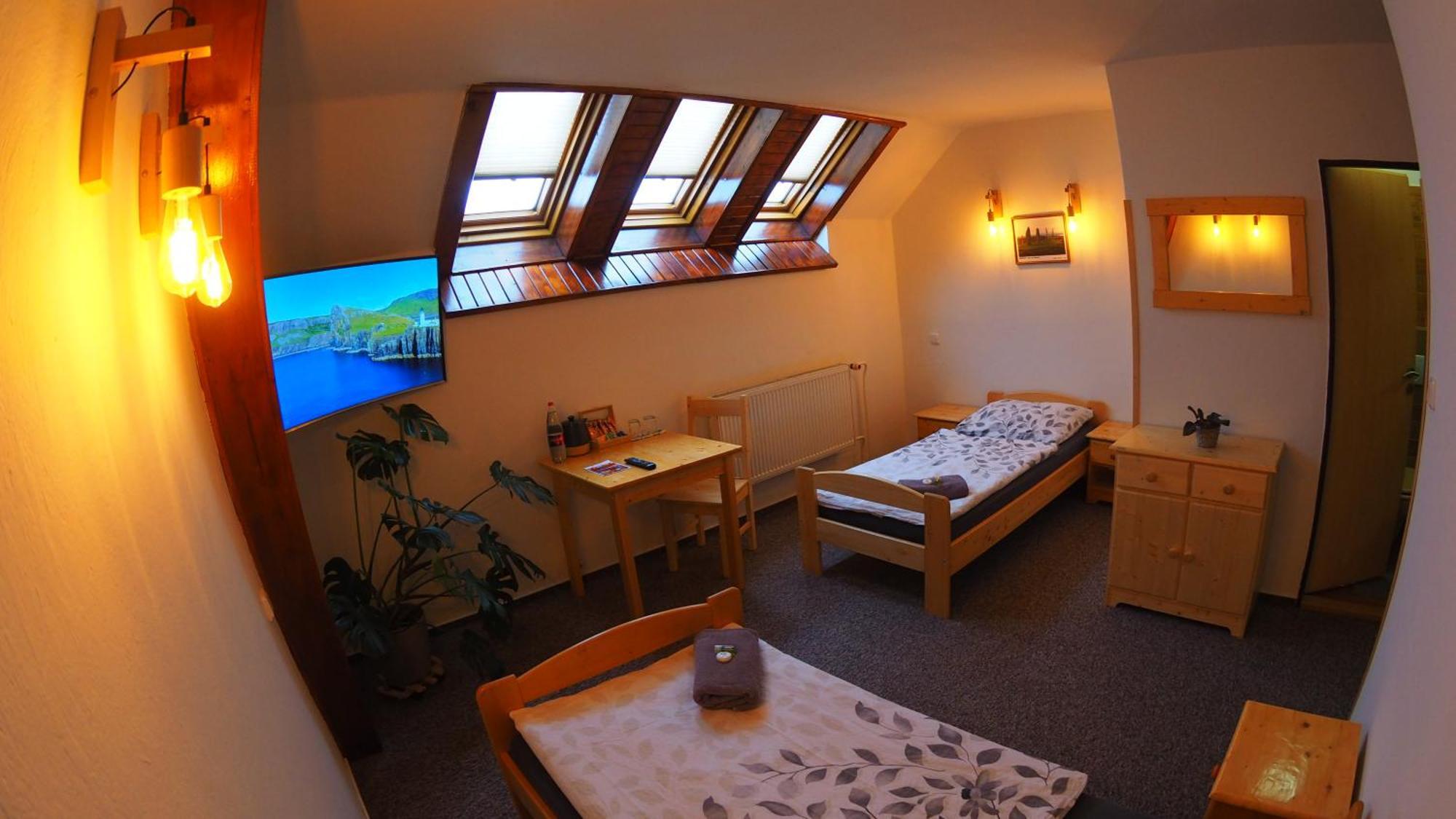Hotel Britannia Vsetín Extérieur photo