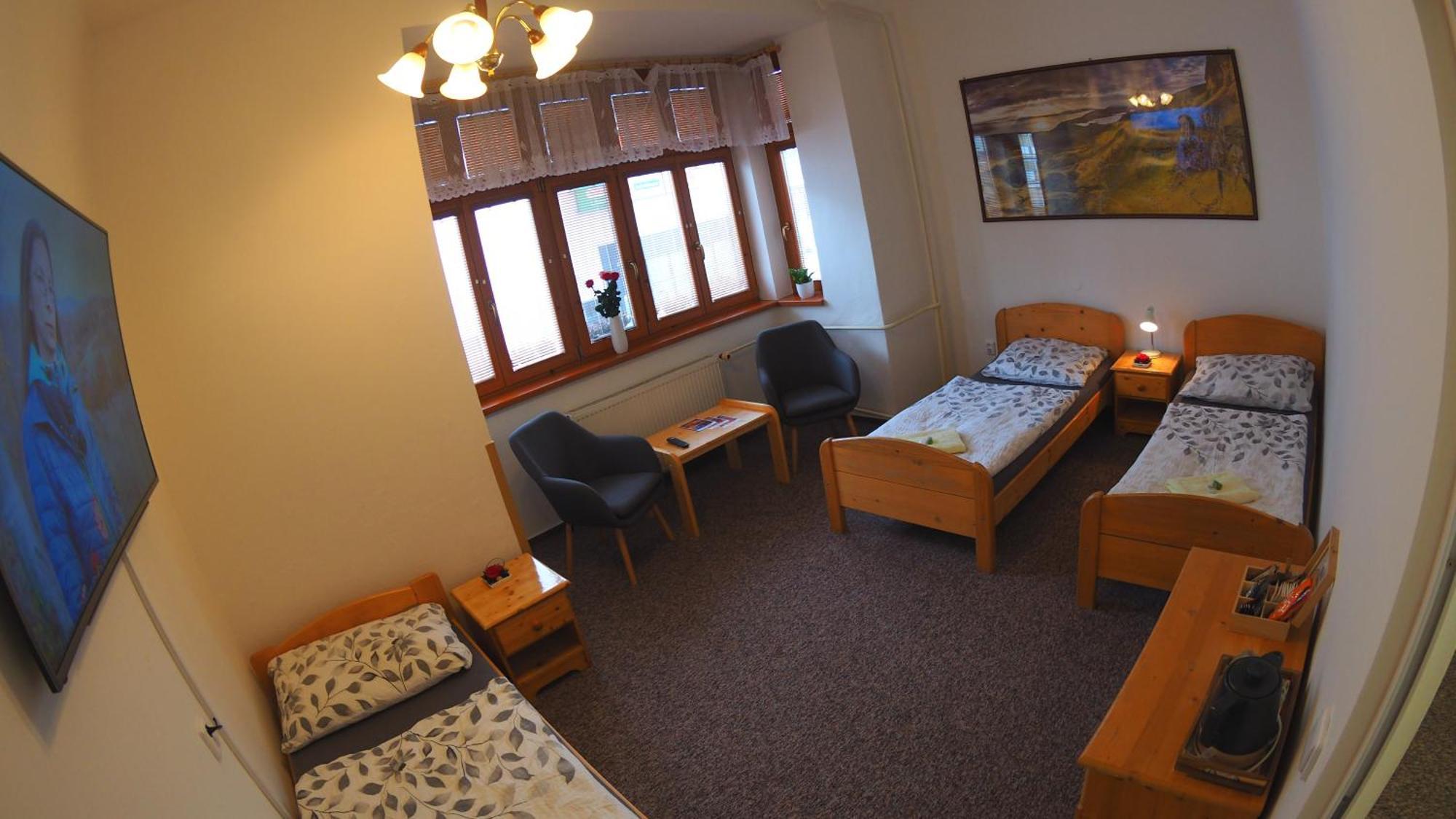 Hotel Britannia Vsetín Extérieur photo