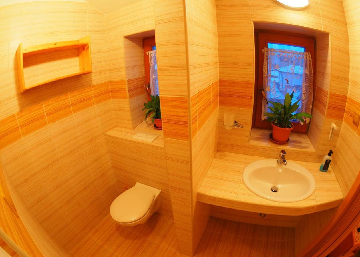 Hotel Britannia Vsetín Extérieur photo